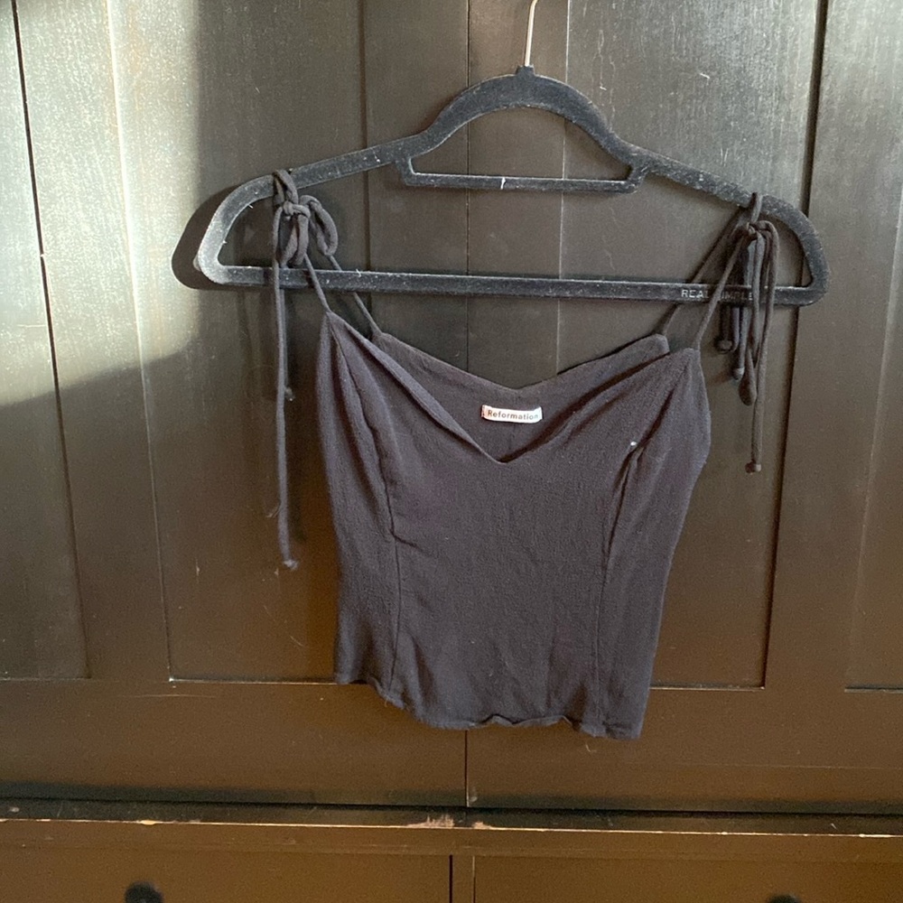Reformation viscose size 2 strappy top